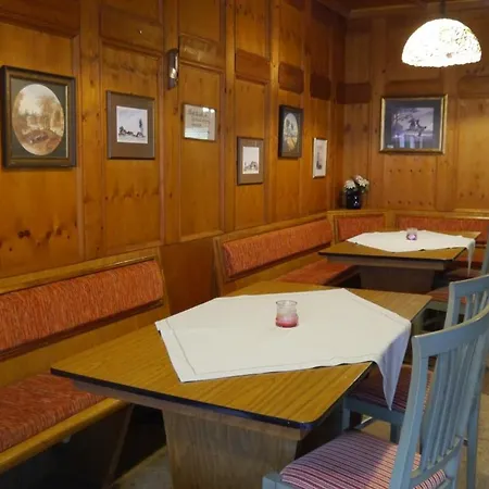 Ferien Und Selbstversorgerhaus Fuer Gruppen Sauerthaler Hof - Loreley * 사우에르탈