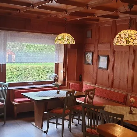 ヴィラ Ferien Und Selbstversorgerhaus Fuer Gruppen Sauerthaler Hof - Loreley