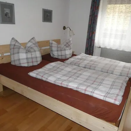 Ferien Und Selbstversorgerhaus Fuer Gruppen Sauerthaler Hof - Loreley *