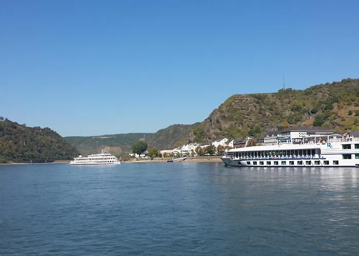 Villa Ferien Und Selbstversorgerhaus Fuer Gruppen Sauerthaler Hof - Loreley *